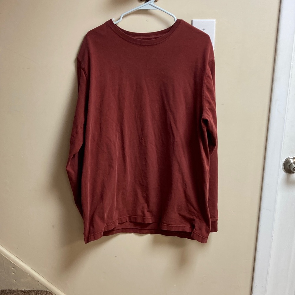 Duluth Trading Co Men's Maroon Long Sleeve Shirt